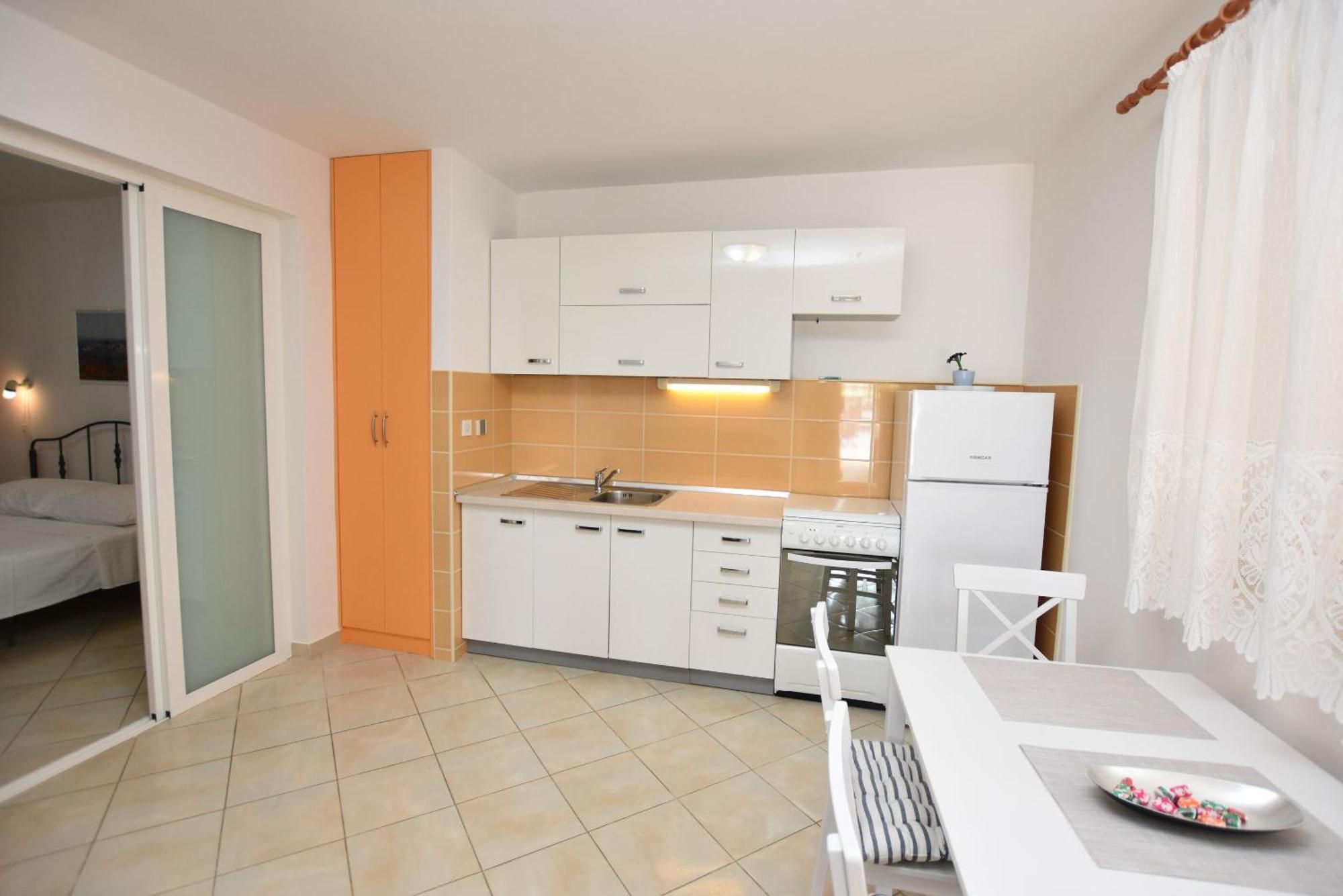 Apartments Eva Primosten Room photo